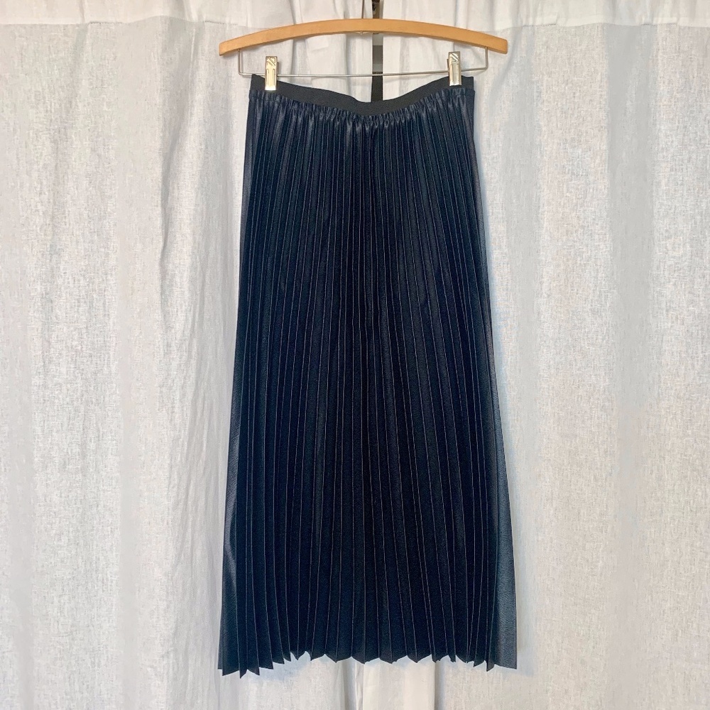 Mango Pleat Satin Detail Midi Skirt